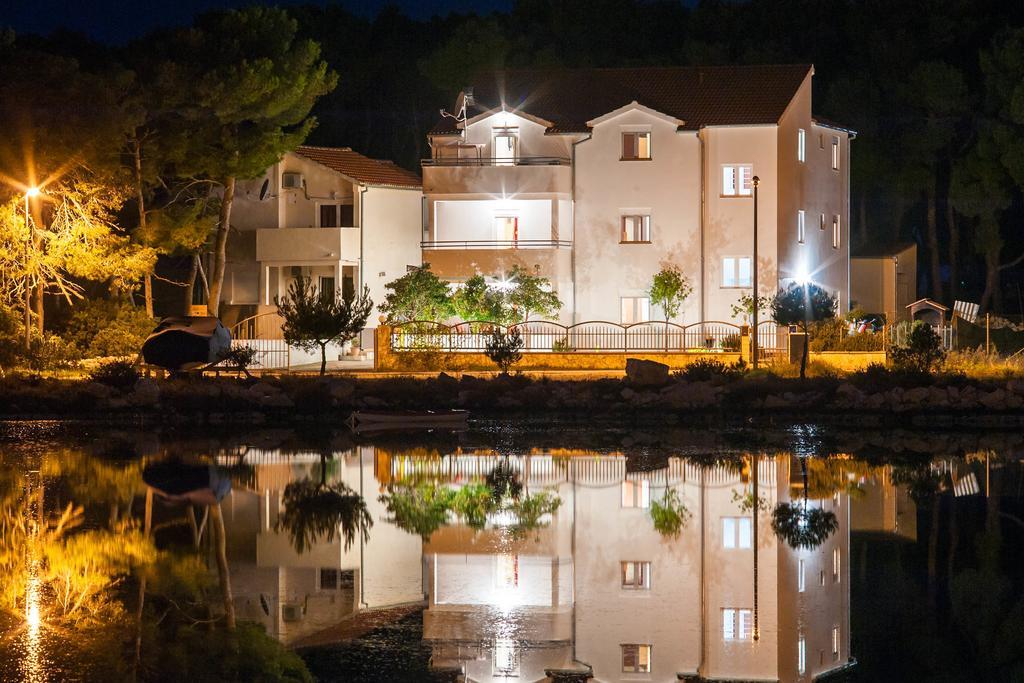 Apartments Maras Šibenik Eksteriør bilde